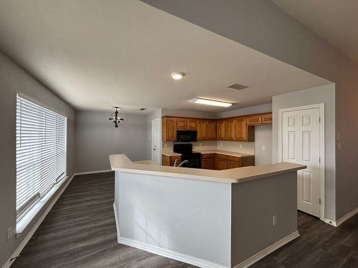 112 Pepperbush Ln - Photo 7 of 23