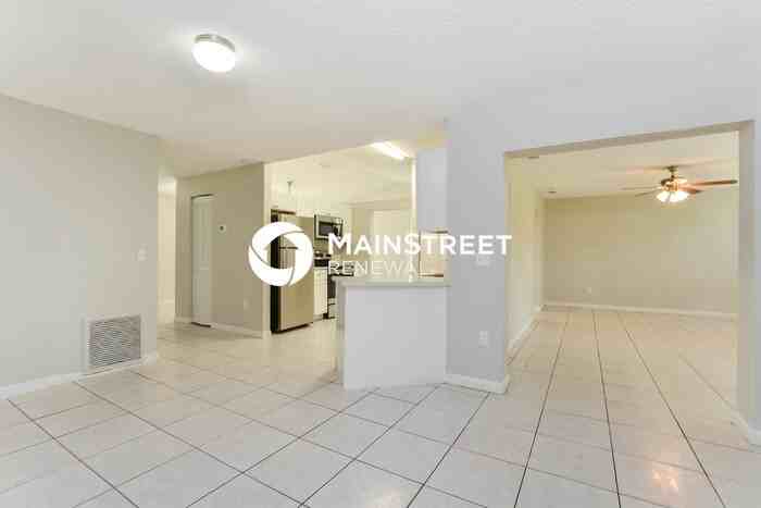 1679 April Ave - Photo 5 of 16