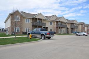 featured image of 2000 Meadow Ct #512