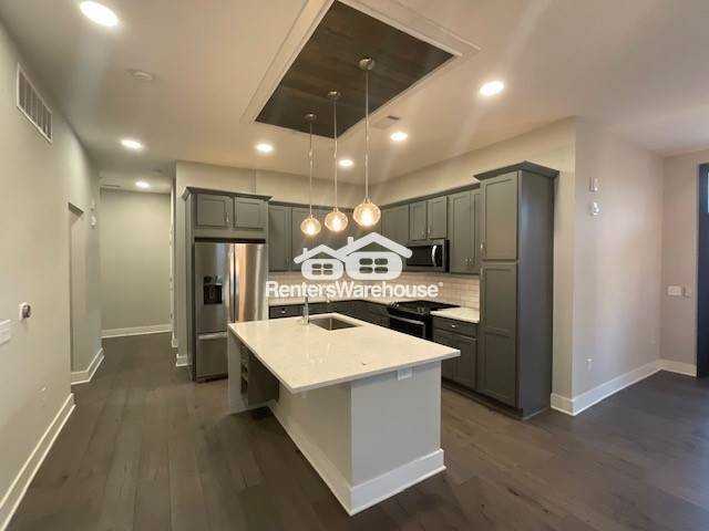 2401 Euclid Ave #116 - Photo 5 of 20