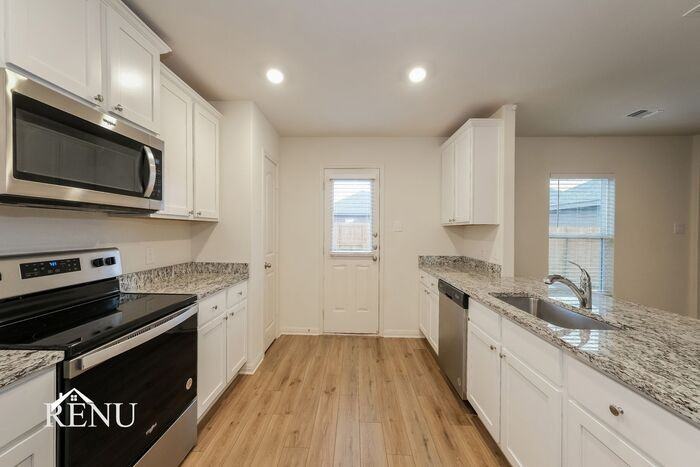 105 Somerdale Pass - Photo 5 of 25