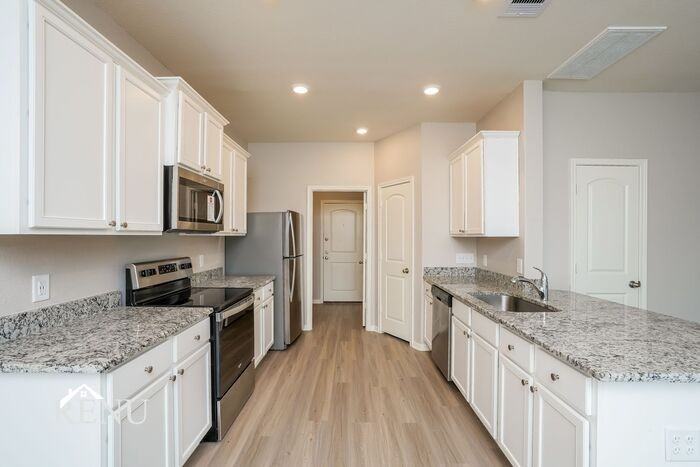 10523 Copper Ridge Dr - Photo 6 of 25