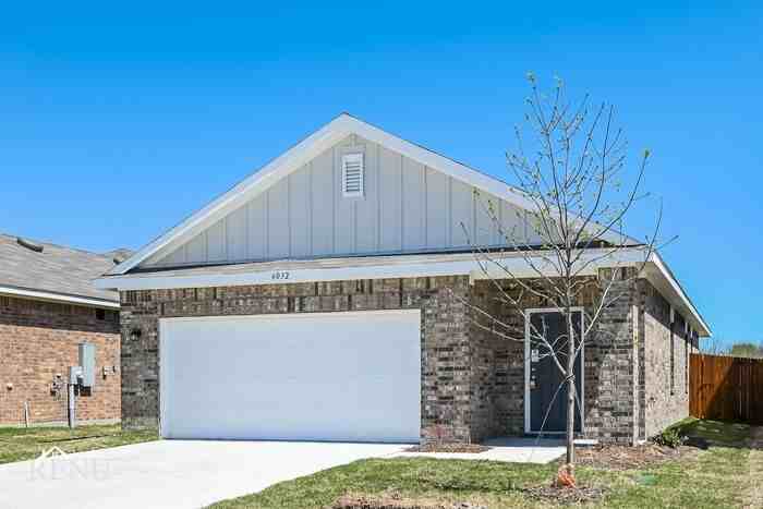 6032 Mojave Dr - Photo 2 of 17