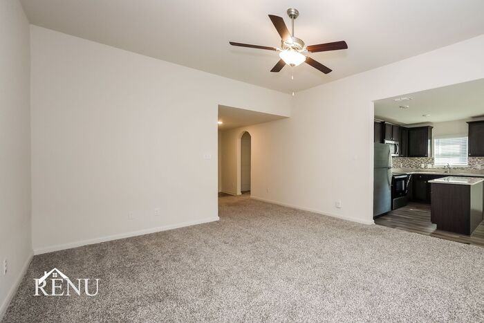 123 Palomino Bend Dr - Photo 5 of 19