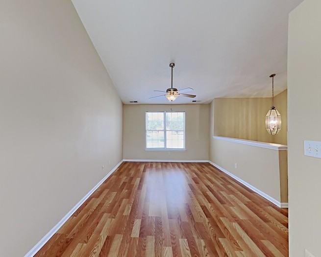 5800 Carolina Manor Ct - Photo 5 of 28