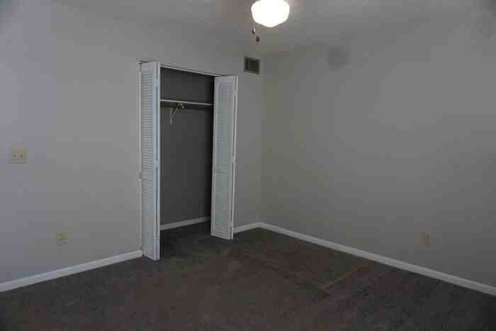 5529 Pinehill Ln - Photo 6 of 16