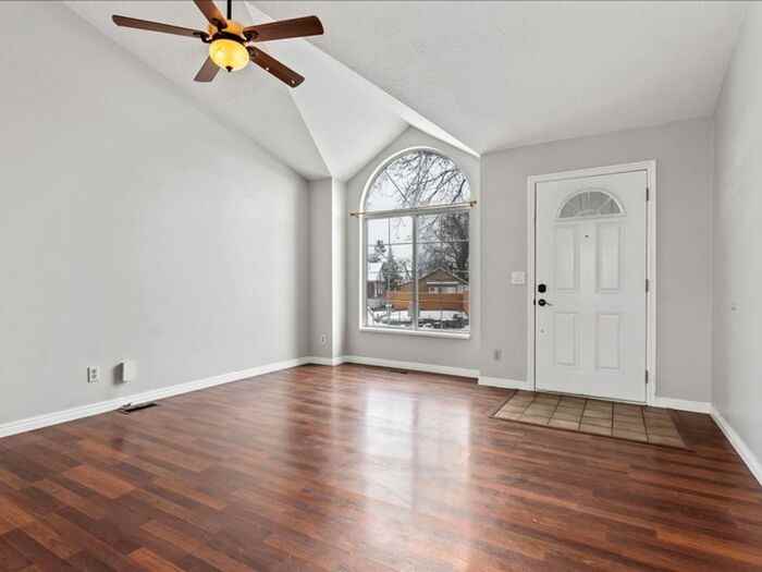 523 E 3195 S - Photo 3 of 23