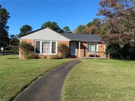 featured image of 206 Ridgewood Dr