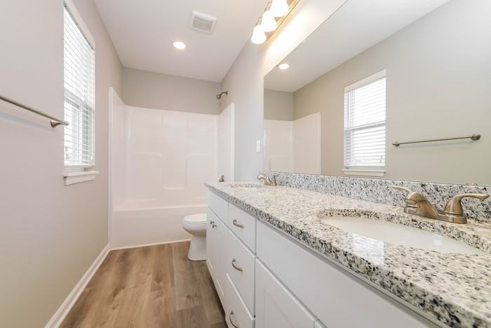 1313 Nw Whitney Dr - Photo 7 of 16