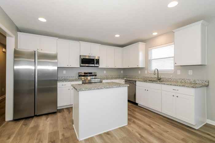 902 Nw High View Dr - Photo 6 of 16