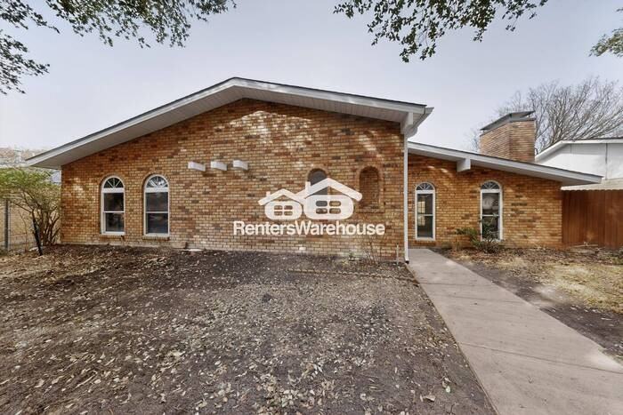 953 Goodwin Dr - Photo 7 of 46