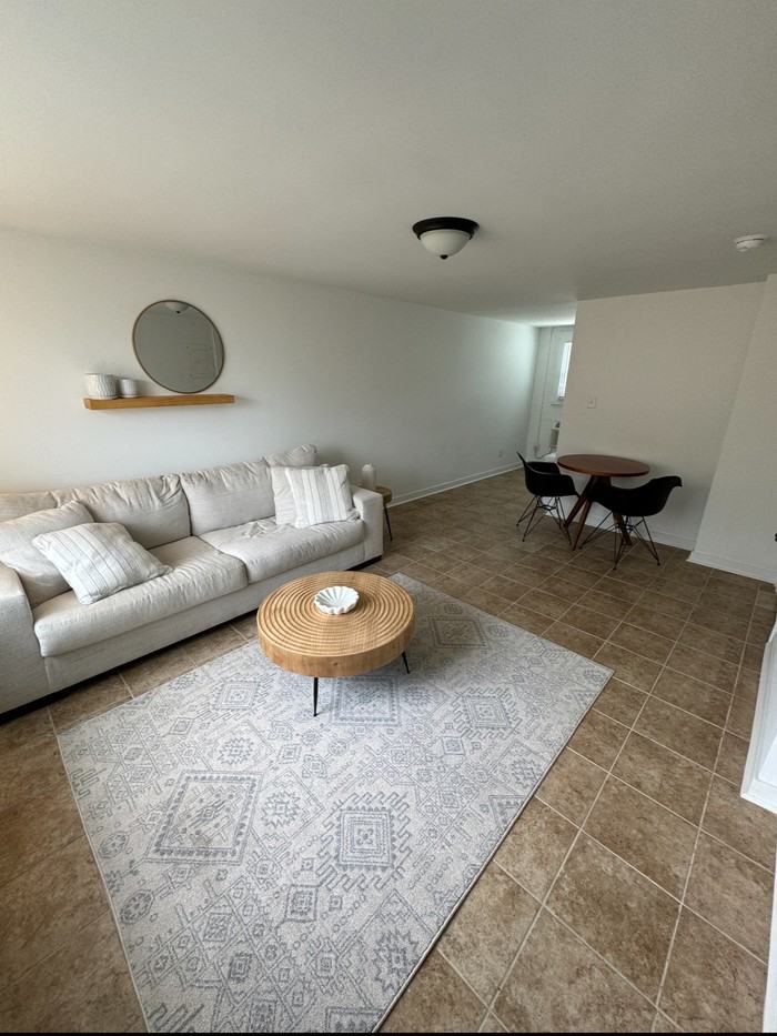 500 Bragg St #A - Photo 3 of 9