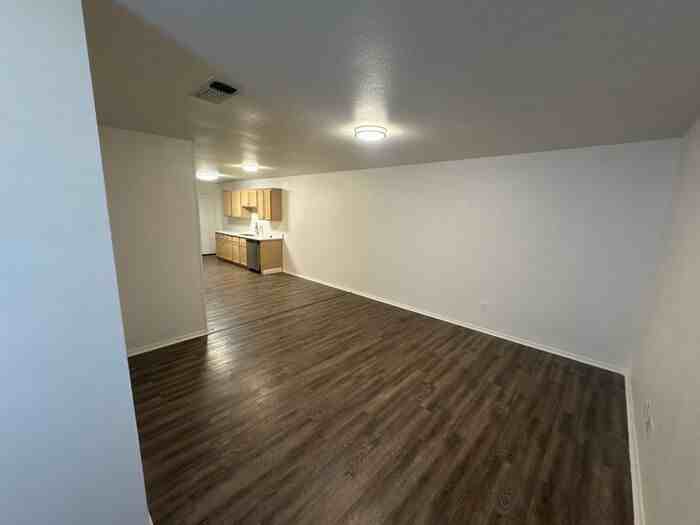 2806 James Rd - Photo 3 of 15