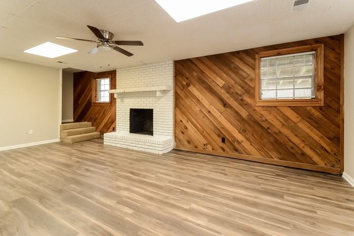 214 Star Cir - Photo 5 of 12