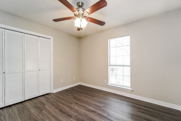 145 Bellegrove Cir - Photo 6 of 11