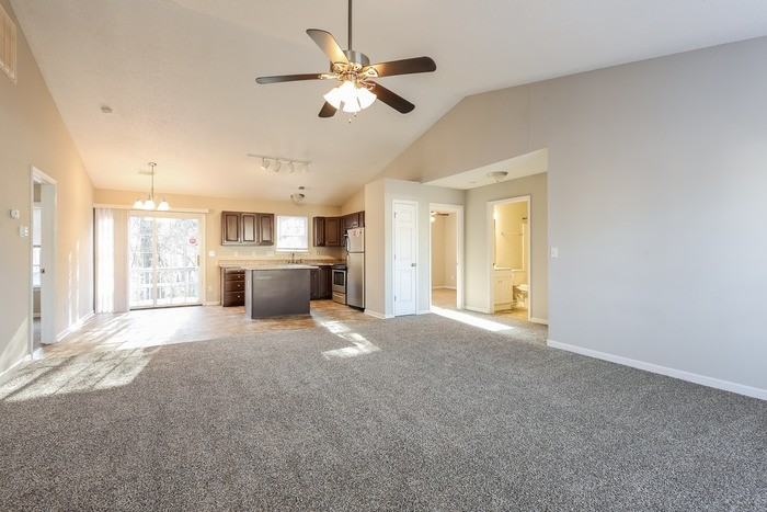 532 Pleasant Green Dr - Photo 4 of 11