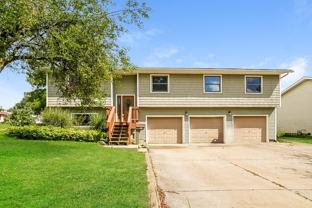 371 Shenandoah Blvd - Photo 1 of 1