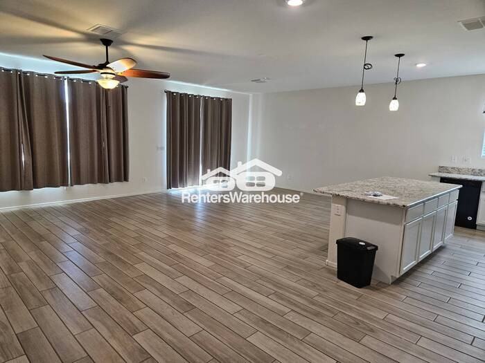 40655 W James Ln - Photo 2 of 11