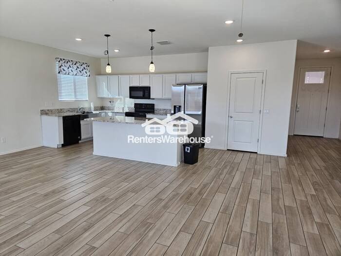 40655 W James Ln - Photo 3 of 11