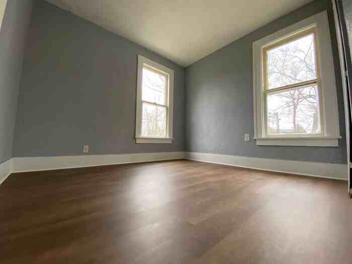 35 S 3rd St #3 - Photo 3 of 15