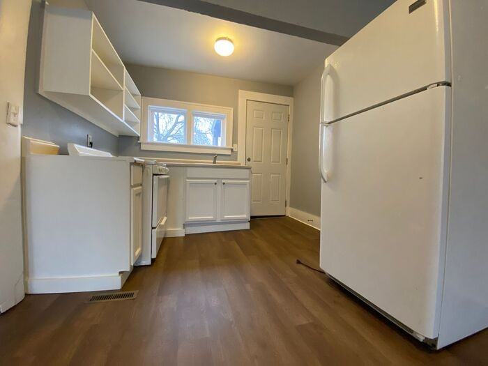 35 S 3rd St #3 - Photo 7 of 15