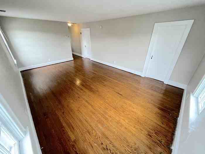 2414 Baltic Ave #B - Photo 2 of 20