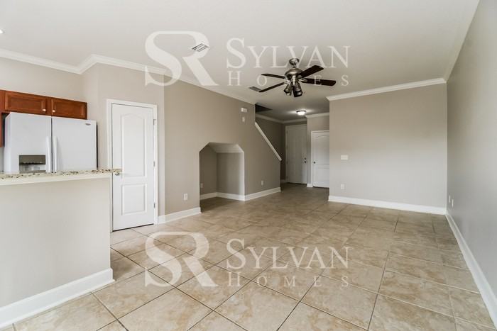 8832 Shell Island Dr - Photo 4 of 16