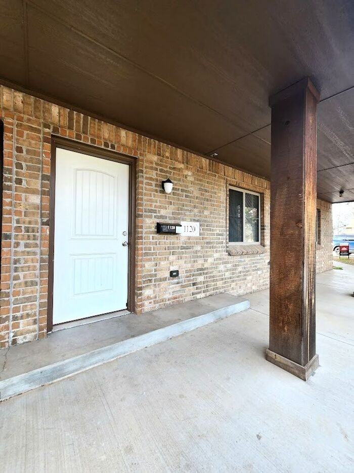1120 E Campbell St - Photo 2 of 38