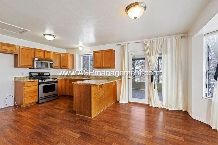 1357 E 11400 S - Photo 6 of 24