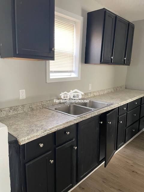 107 S Home Ave - Photo 4 of 10