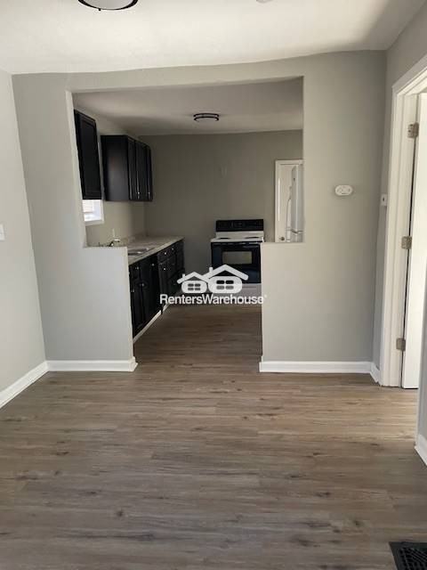 107 S Home Ave - Photo 7 of 10