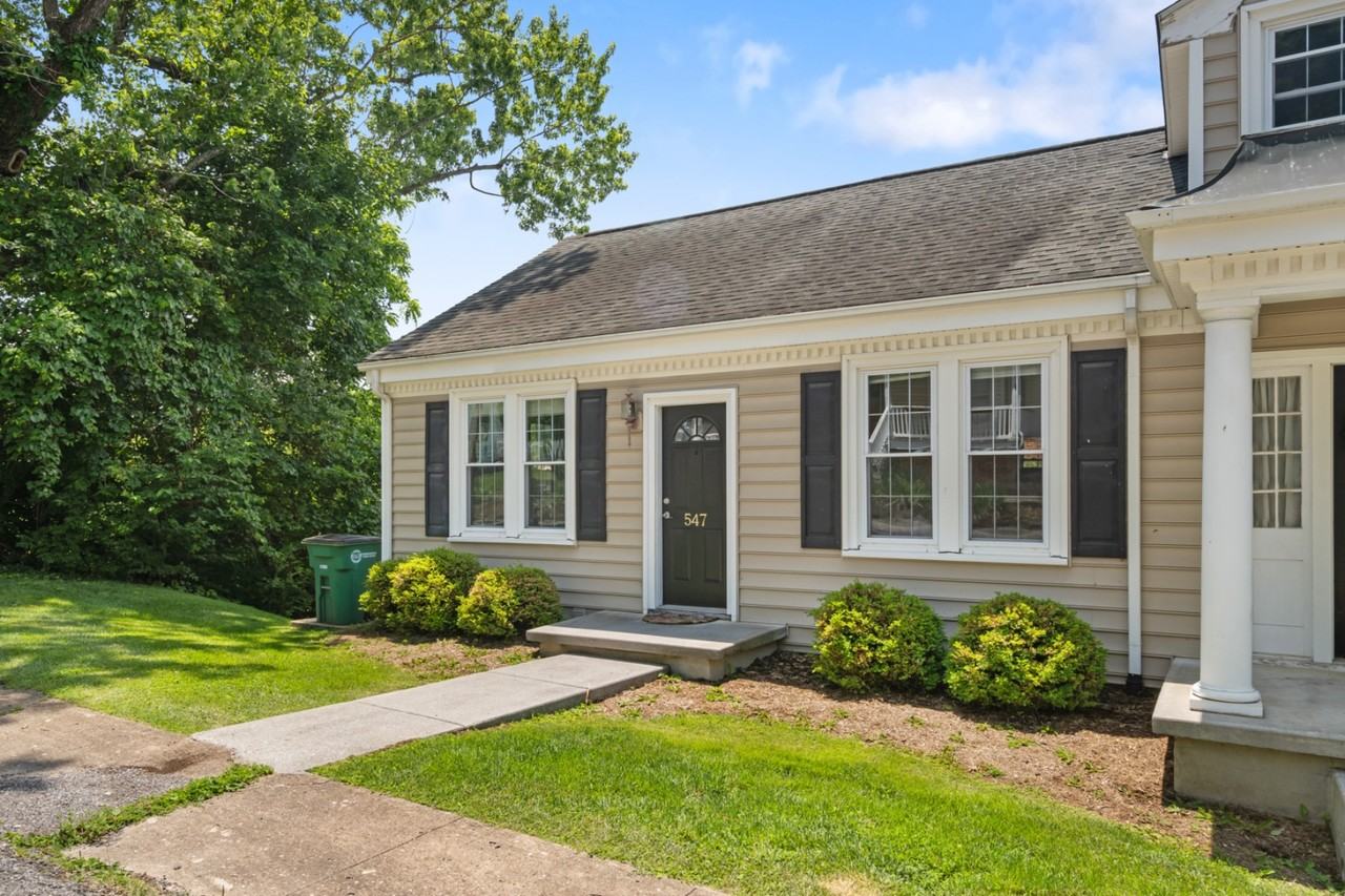 Montgomery Street - Photo 2 of 10