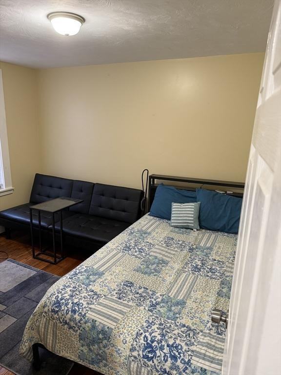 43 Leavitt St - Photo 7 of 9