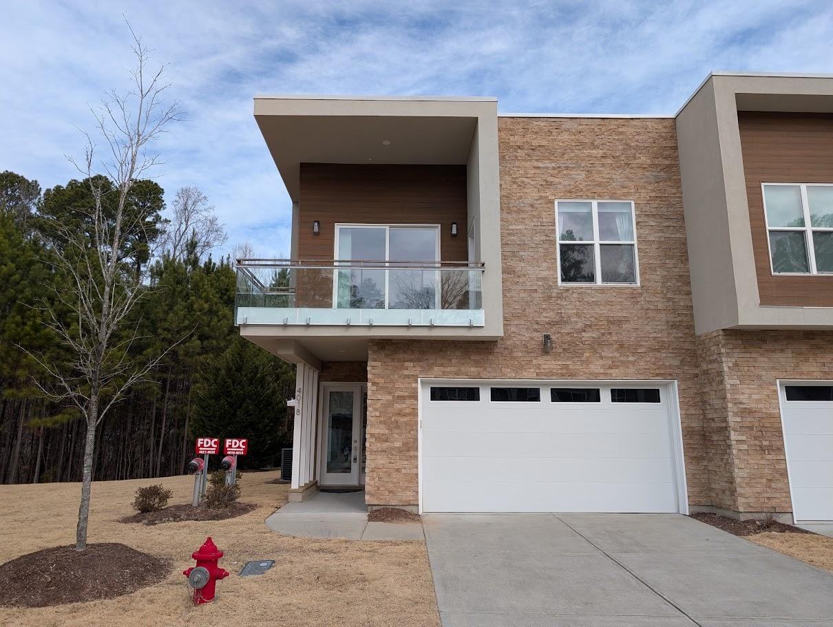 4018 Southpoint Landing Way - Photo 2 of 20