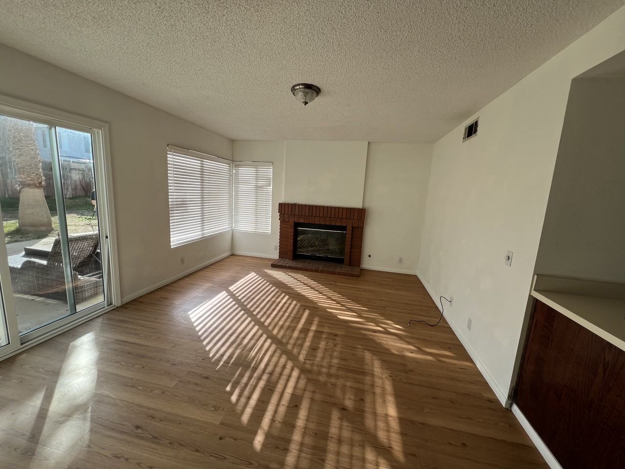 3242 Rollingridge Ave #NA - Photo 5 of 17