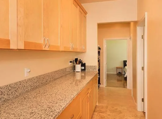 16-1891 37th Ave #B - Photo 3 of 5