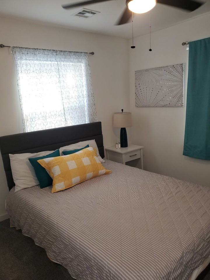 1538 Ne 42nd St #1536 - Photo 2 of 39