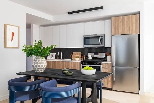 57th Ave #3 - Photo 3 of 34