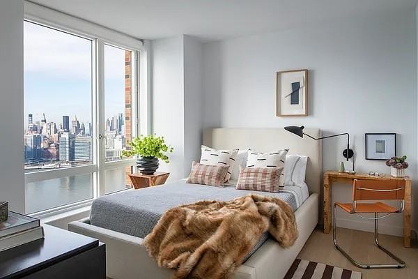 57th Ave #3 - Photo 5 of 34