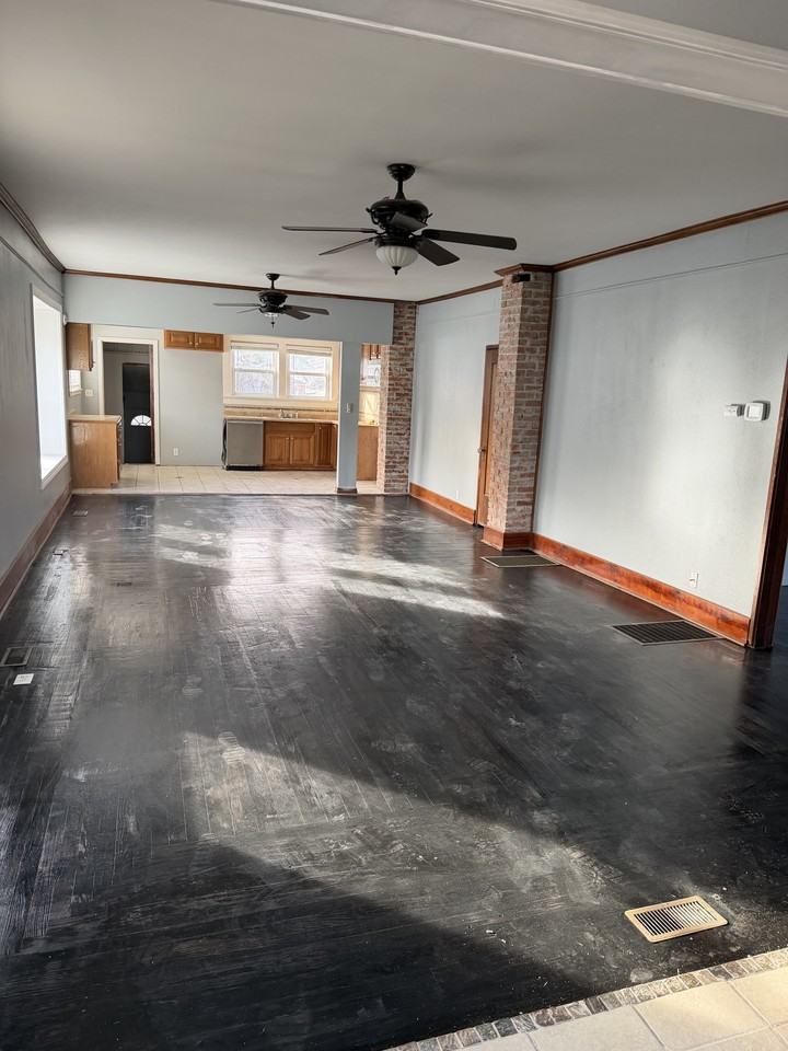 213 D St Nw #NA - Photo 5 of 10