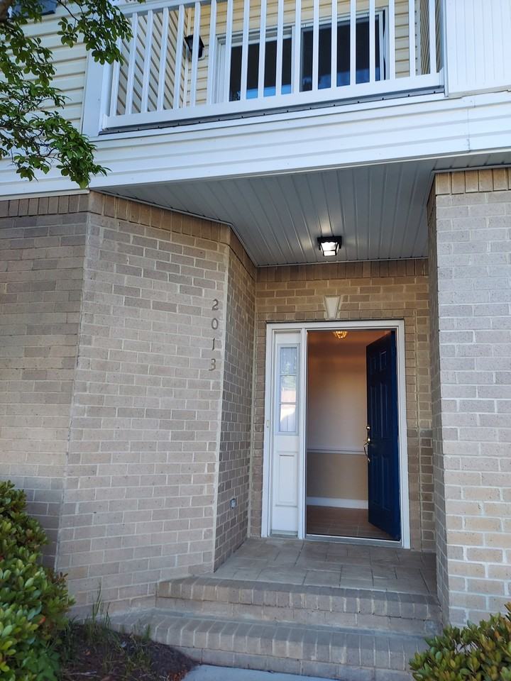 2013 Baltic Ave #2013 - Photo 3 of 18