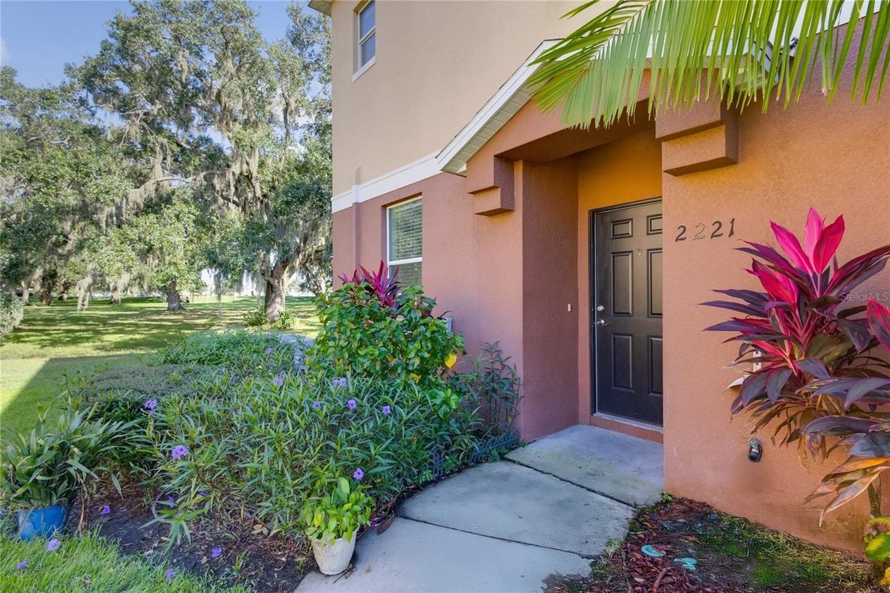 2221 Betsy Ross Ln #NA - Photo 3 of 19