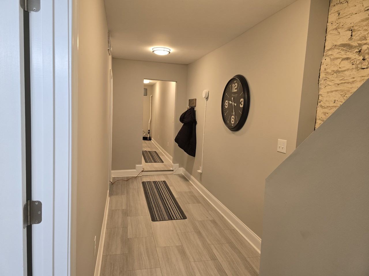 2424 Linden Ave #100 - Photo 5 of 8