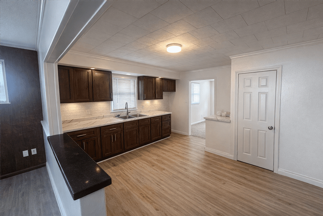 2430 Mayfair Dr #NA - Photo 2 of 13