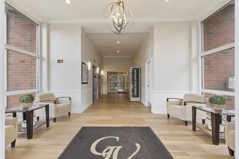 527 Pawtucket Blvd #206 - Photo 3 of 11