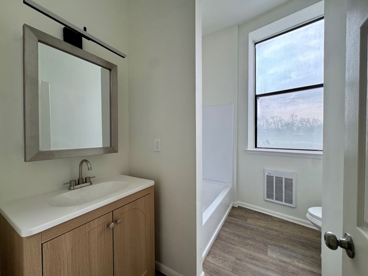 Maple View Apartments - Photo 4 of 26