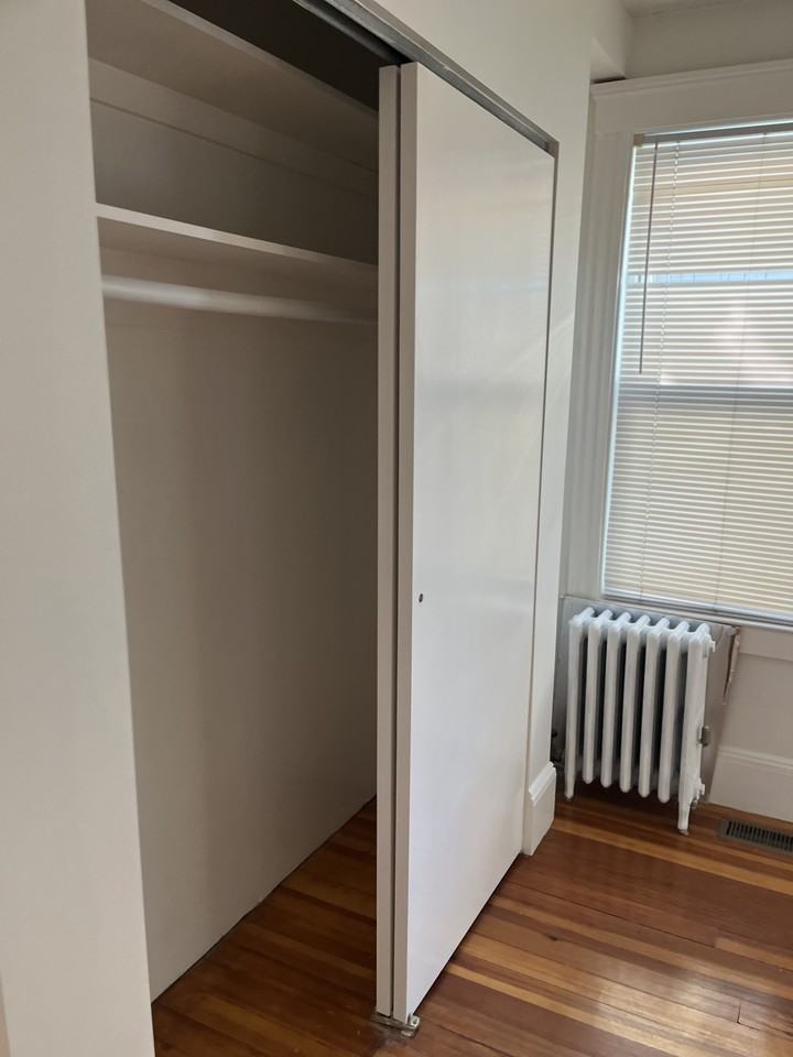 27 Lewis St - Photo 3 of 15