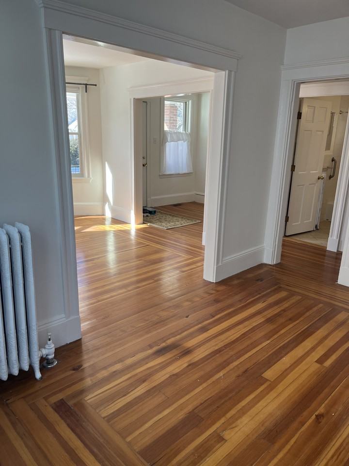 27 Lewis St - Photo 6 of 15