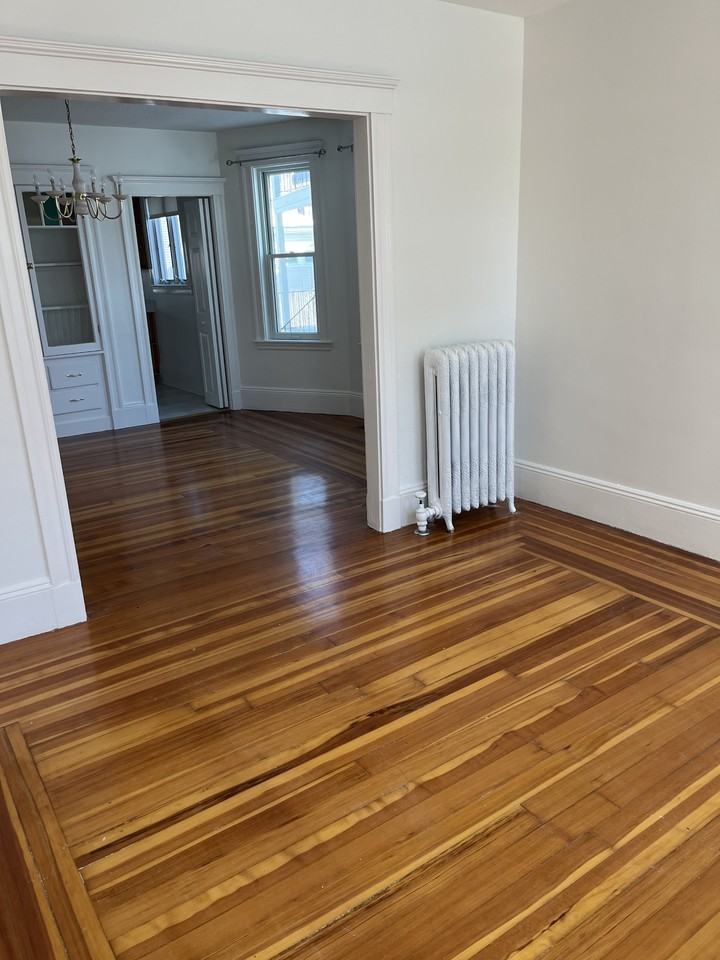 27 Lewis St - Photo 7 of 15