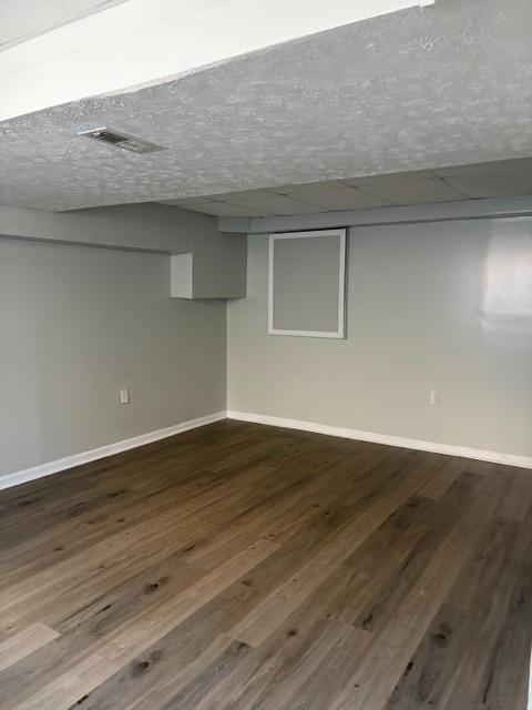 TAYLOR - Photo 2 of 10